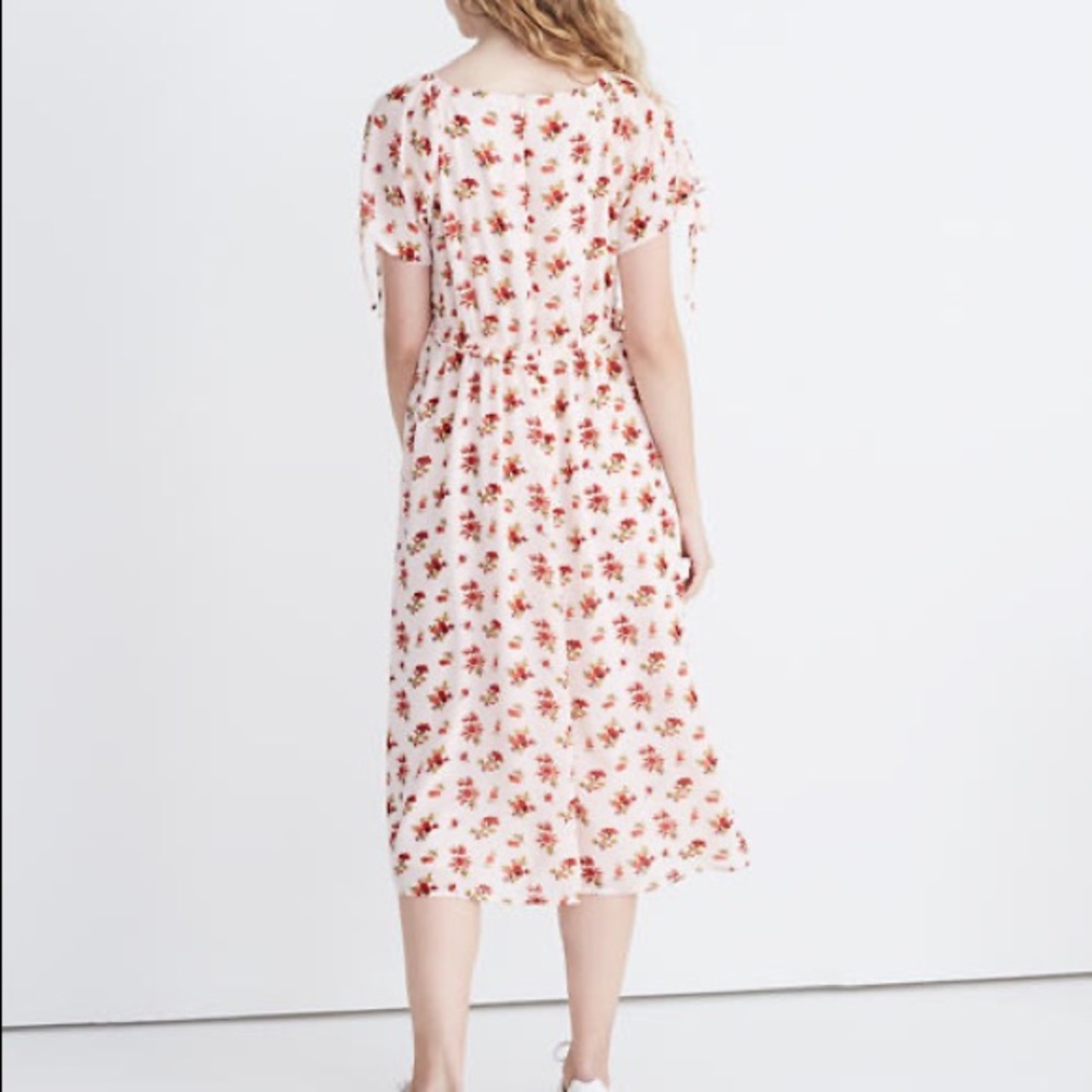 Madewell Tie-Sleeve Ruffle-Waist Midi Dress in Countryside Blooms Size 0 - Picture 2 of 7